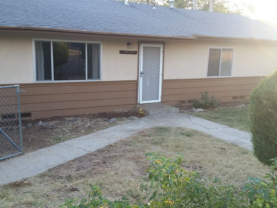 1st image of 1440 Live Oak Ln