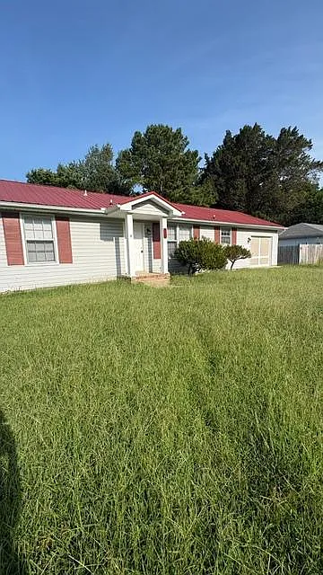 538 Donna Dr — Photo 1