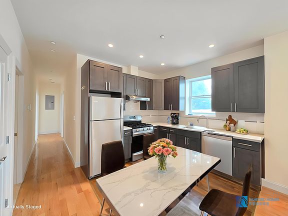 3rd image of 121 Bay 23rd St Floor 3