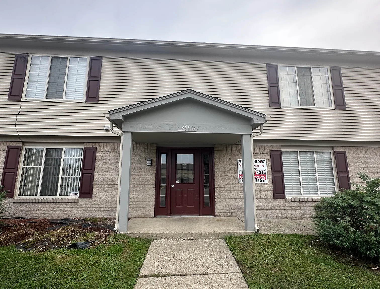 1 bed, 1000 sqft, $1,100 — Photo 1