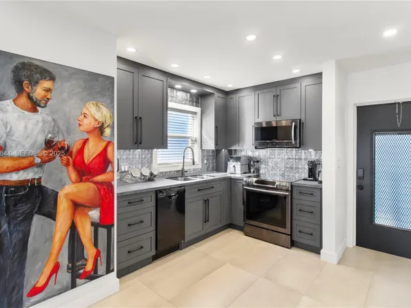 650 Pine Dr APT 20, Pompano Beach, FL 33060