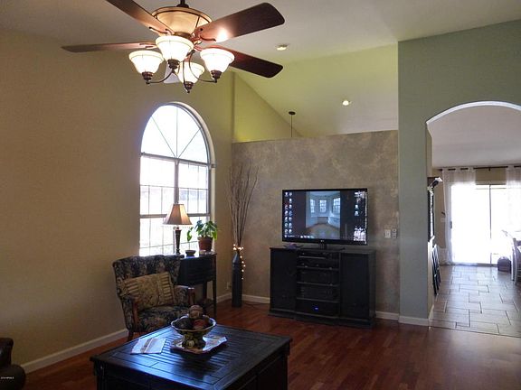 4th image of 2163 S Edgewater Cir