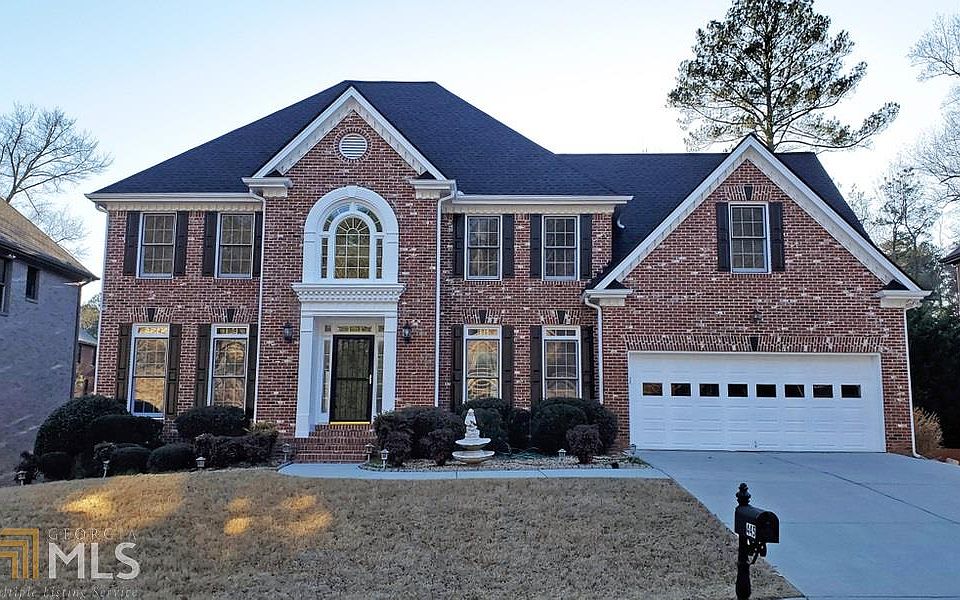 1st image of 445 Gavenwood Dr