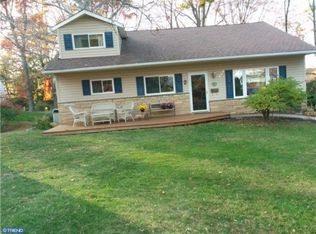 192 Cowbell Rd, Willow Grove, PA 19090