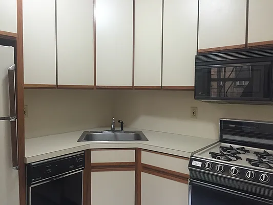 Rented by Geraldine Capasso, LREB | media 4