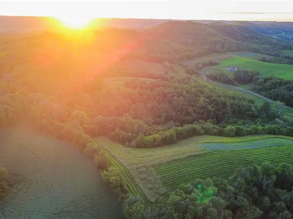 N31509 Hickory Hill Road, Arcadia, WI 54612