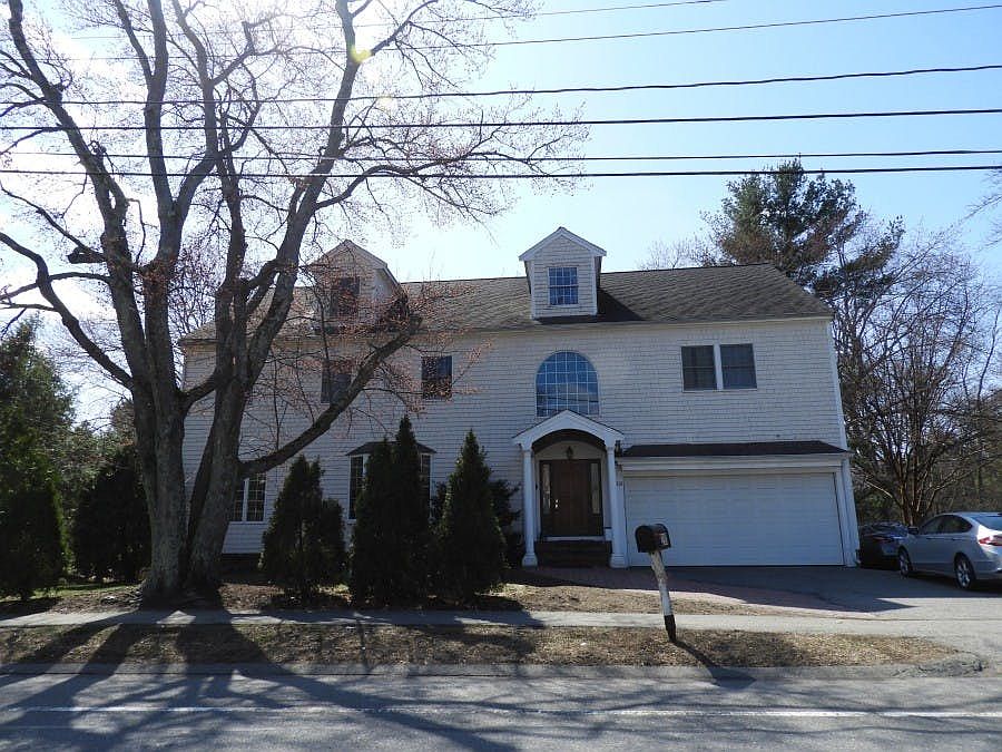 1st image of 218 Lowell St
