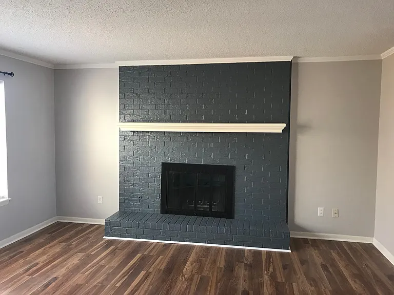 7211 Montague Dr — Photo 2