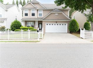 3442 Old Towne Ln, Cumming, GA 30040