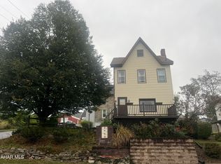 2003 2nd Ave, Altoona, PA 16602