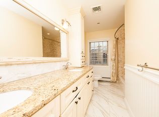 3207 Hewlett Ave, Merrick, NY 11566