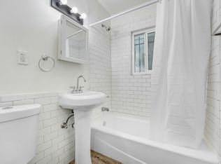 1142 E 120th St #2, Los Angeles, CA 90059