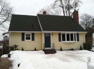 6 Berkshire Ave, Southwick, MA 01077