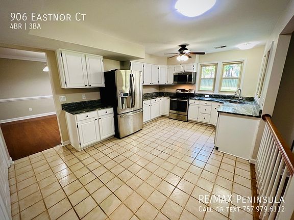 5th image of 906 Eastnor Ct