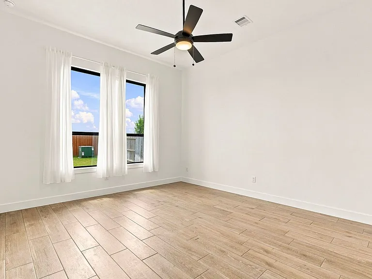 24631 Fluttering Dove Ln — Photo 11