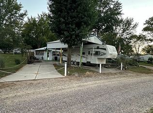 1225 Commanche Trl, Hermann, MO 65041