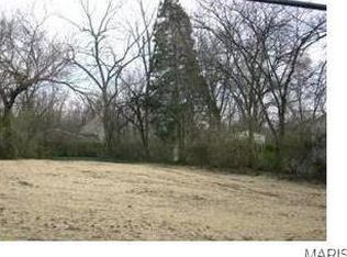 6748 Robbins Ave, Saint Louis, MO 63133