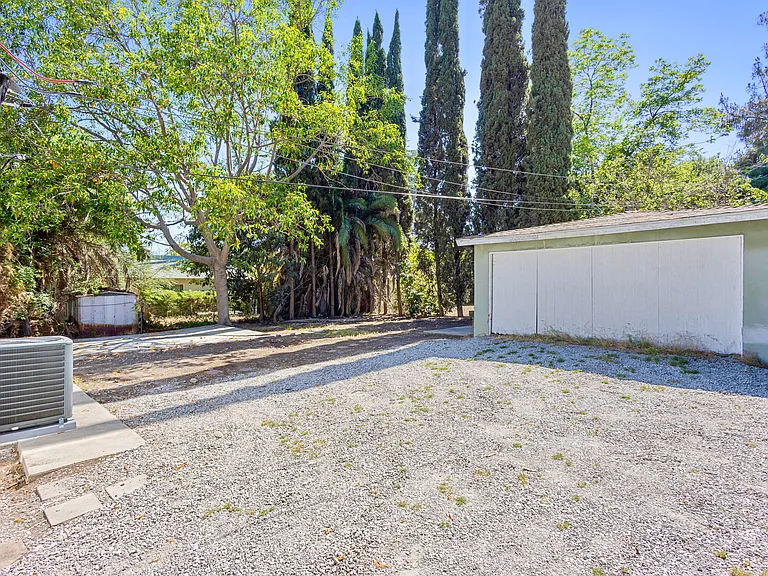265 Spring St — Photo 36