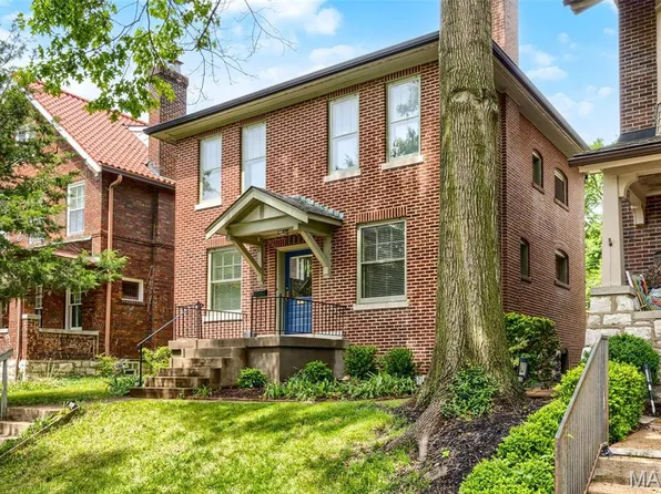 7153 Pershing Ave, Saint Louis, MO 63130