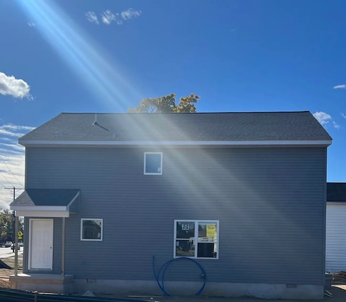 6 bed, 2040 sqft, $4,200 — Photo 3