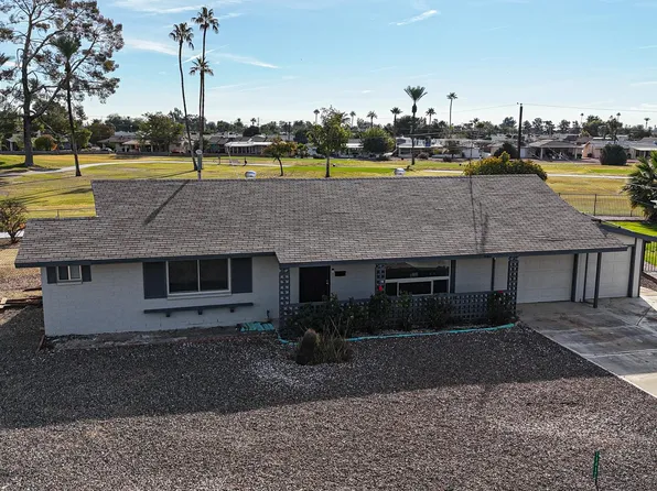 11417 N Hacienda Dr, Sun City, AZ 85351