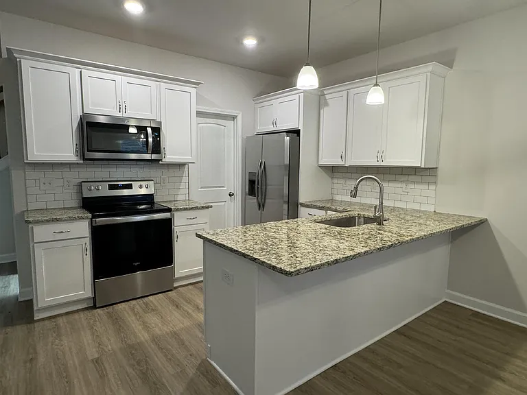 6328 Pine Station Dr — Photo 8