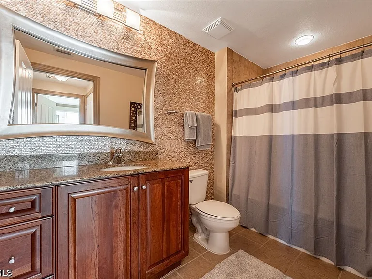 2825 Palm Beach Blvd #401 — Photo 33