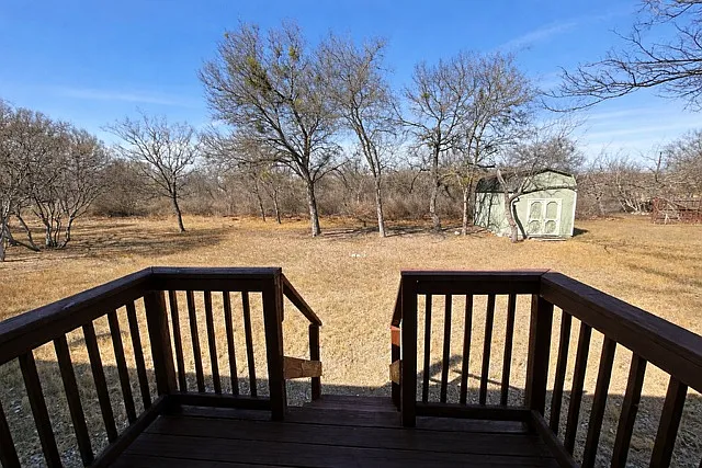 400 County Road 3823 — Photo 15