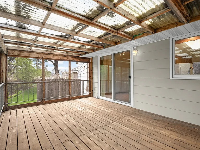 7410 Oaklawn Ave — Photo 13