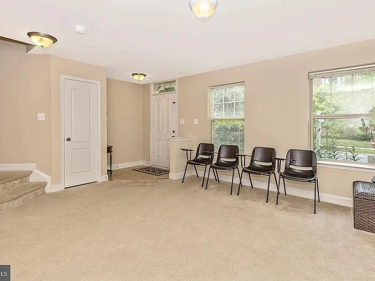11882 Country Squire Way — Photo 35