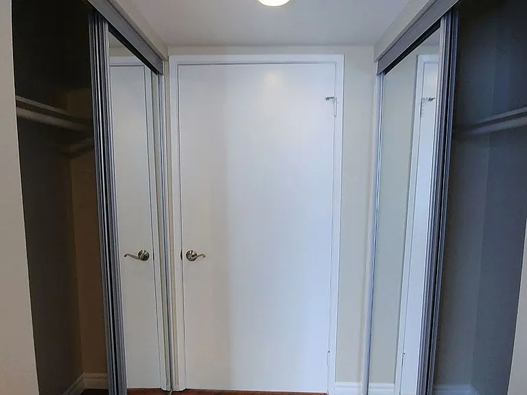 Villa De Adel Apts — Photo 185
