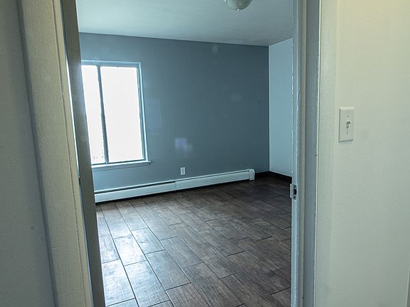 4th image of 1310 Sunset Ave #7