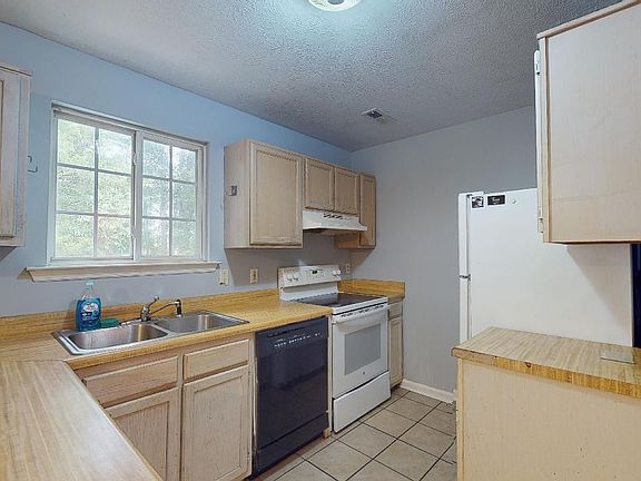 5th image of 3538 Seneca Forest Dr