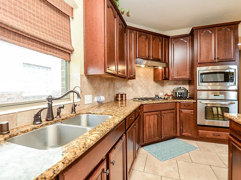26711 Eagle Park Ln — Photo 16