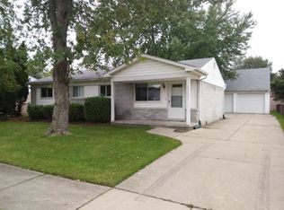 27251 Barbara Ct, Taylor, MI 48180