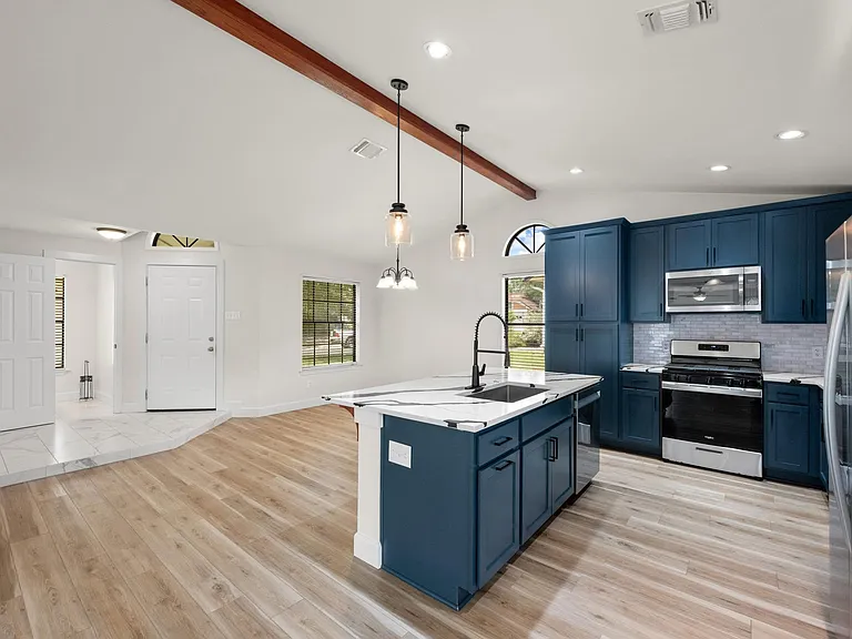 4602 Tobago Cv — Photo 12