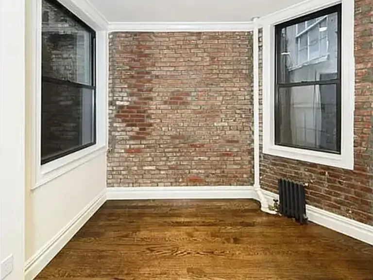 128 2nd Ave #1221 — Photo 2