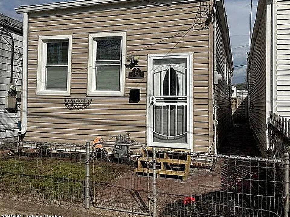 1st image of 1439 S 8th St
