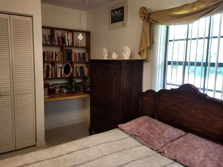 3280 Glencove St — Photo 16