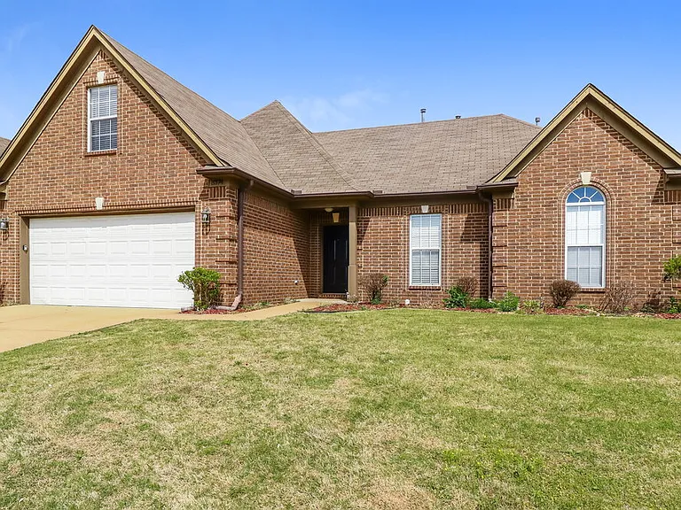 8374 Blue Ridge Dr — Photo 4