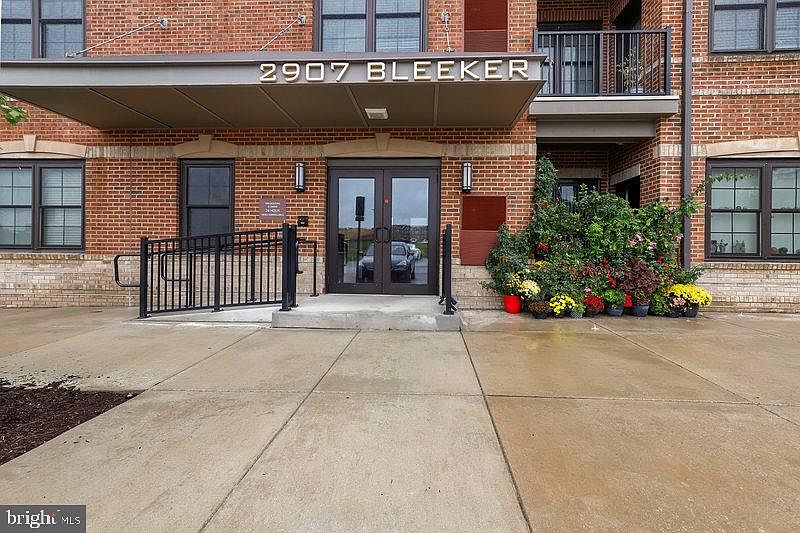 1st image of 2907 Bleeker St Unit 302