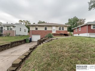7211 S 40th St, Bellevue, NE 68147