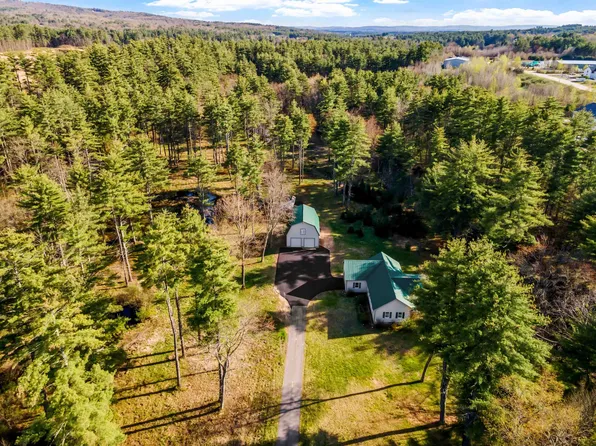 72 Staniels Road, Loudon, NH 03307