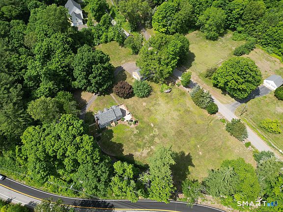 5th image of 7 Davison Road