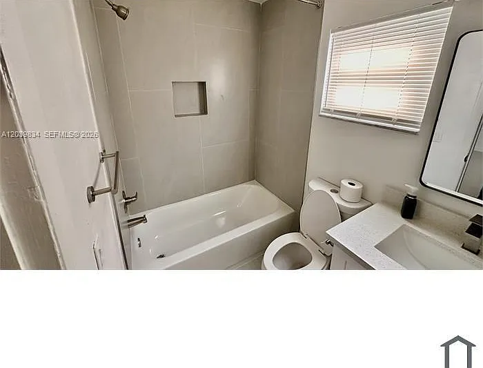 7826 NW 40th St #2 — Photo 11