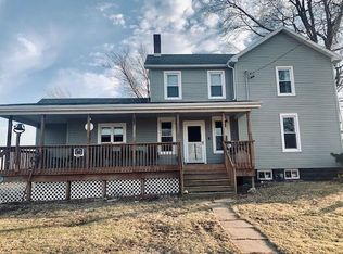 11664 N 400 East Rd, Gridley, IL 61744