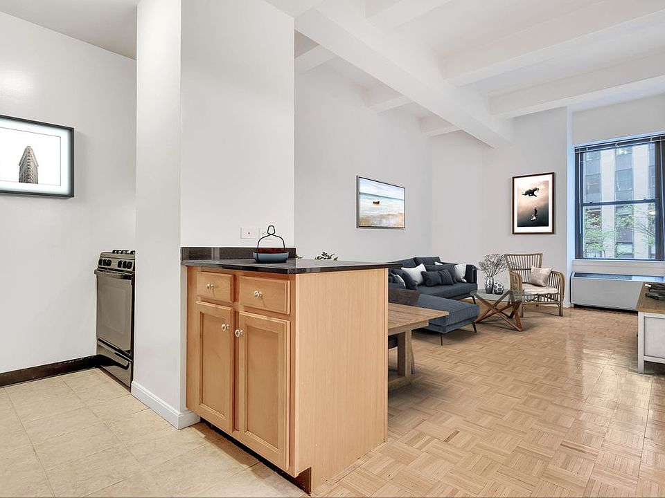 1st image of 85 John St APT 14J