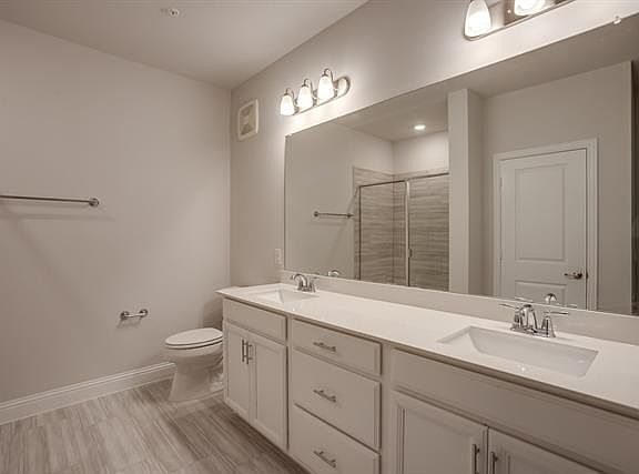 4th image of 1735 Wittington Pl #3202