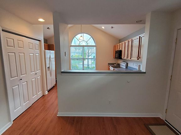 4th image of 6317 Double Eagle Dr