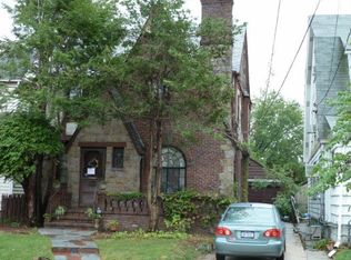 4733 157th St, Flushing, NY 11355